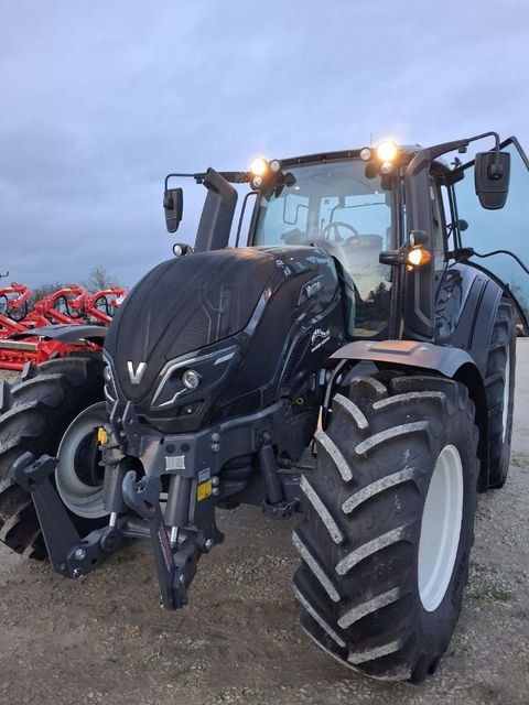 Tracteur VALTRA T174ED - photo slide 2