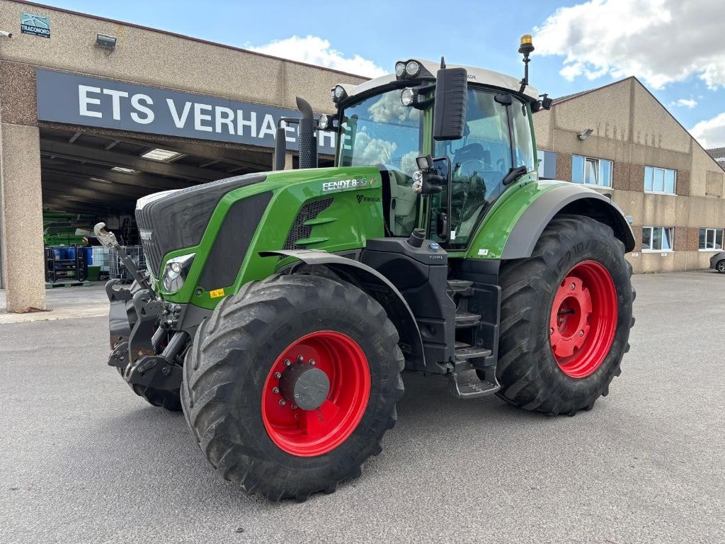 Tracteur FENDT 826 VARIO PROFI + - photo slide 1