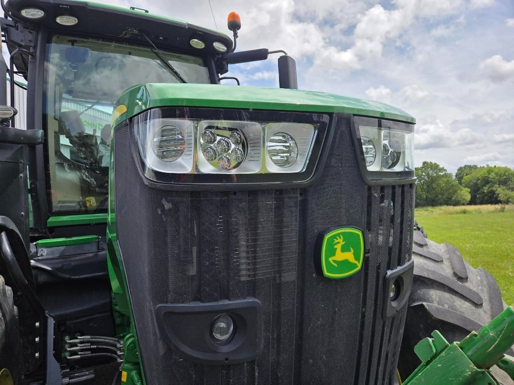 Tracteur JOHN DEERE 7250R - photo slide 9