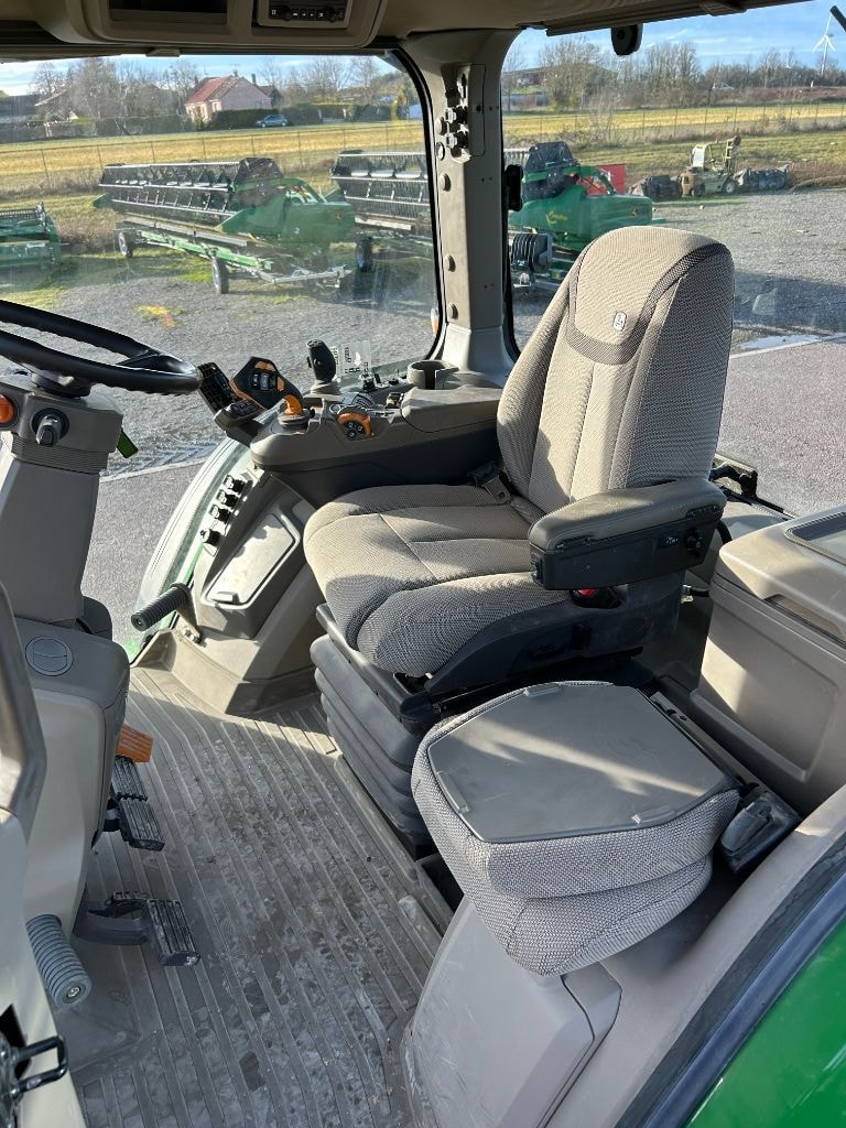 Tracteur JOHN DEERE 7R330 - photo slide 8