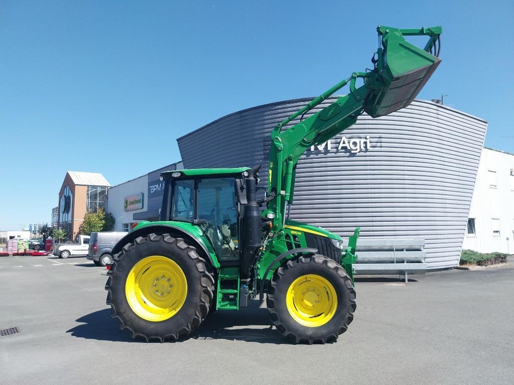Tracteur JOHN DEERE 6110M - photo slide 2
