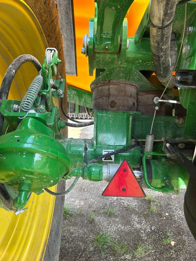 Pulverisateur JOHN DEERE R952i - photo slide 11
