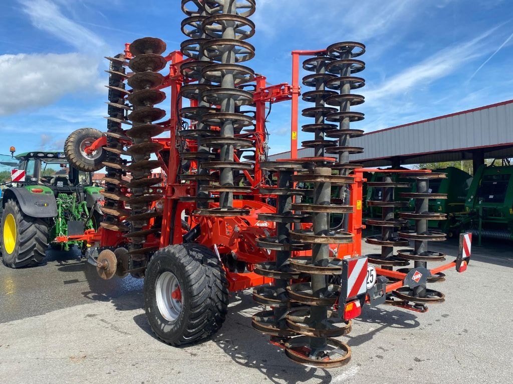 Dechaumeur KUHN Optimer XL 9000 - photo slide 3