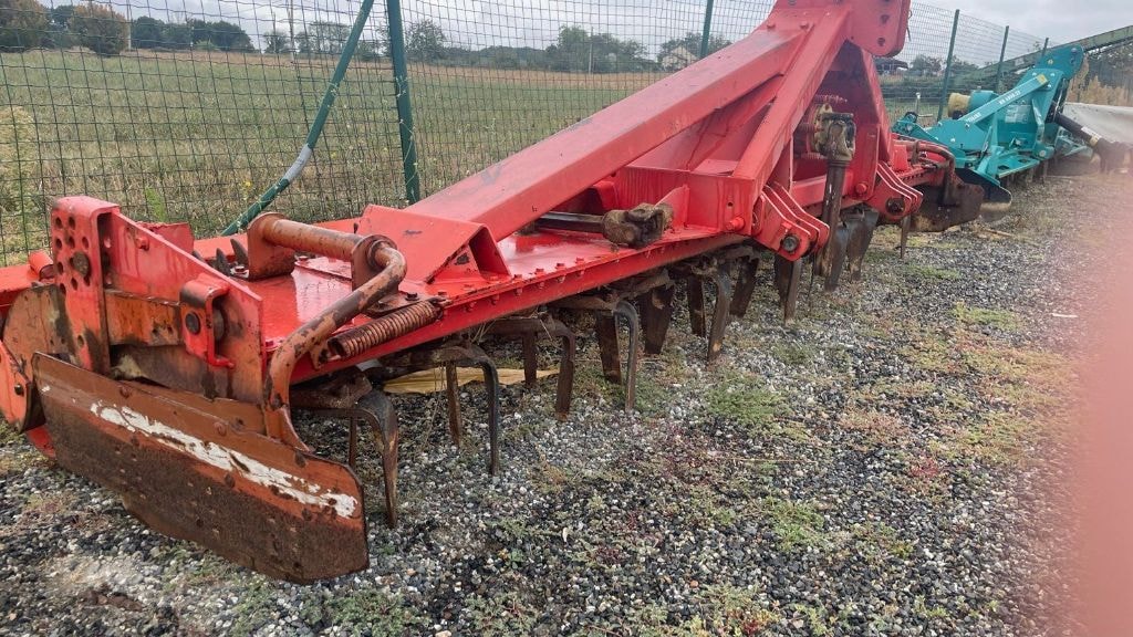 Herse rotative KUHN HRB402D - photo slide 4
