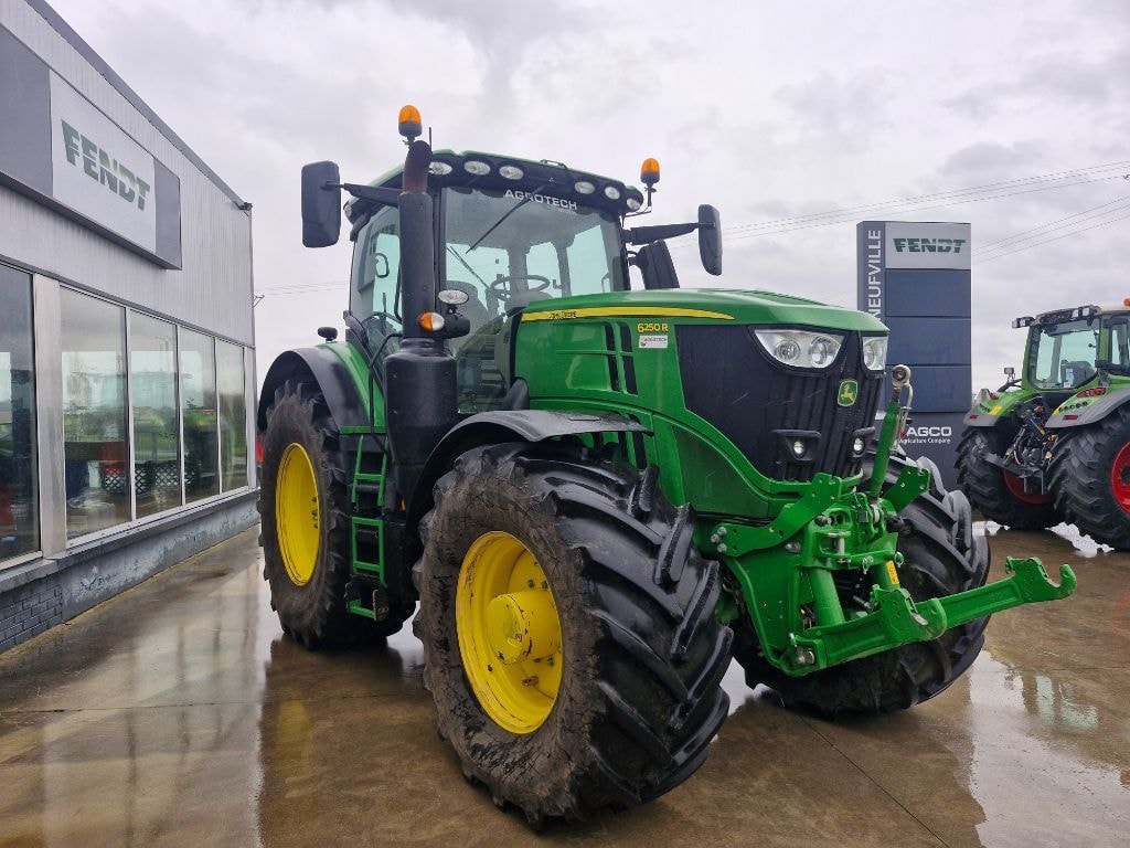 Tracteur JOHN DEERE 6250R - photo slide 8