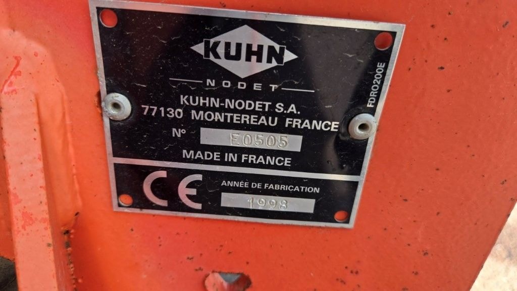 Semoir monograine KUHN planter 2 - photo slide 5