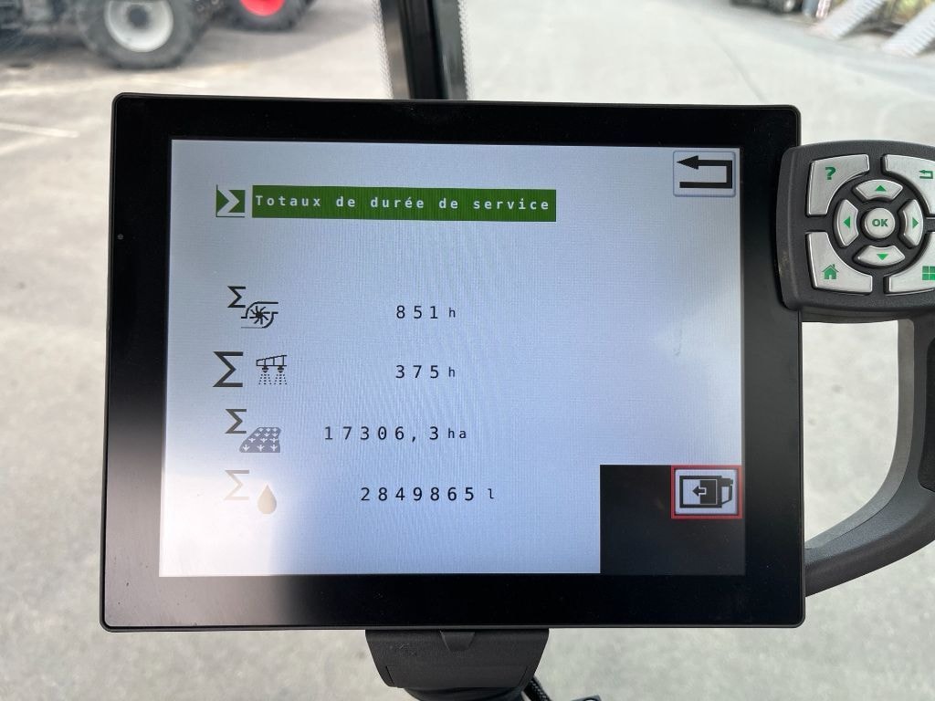 Pulverisateur automoteur FENDT ROGATOR 655 - photo slide 24