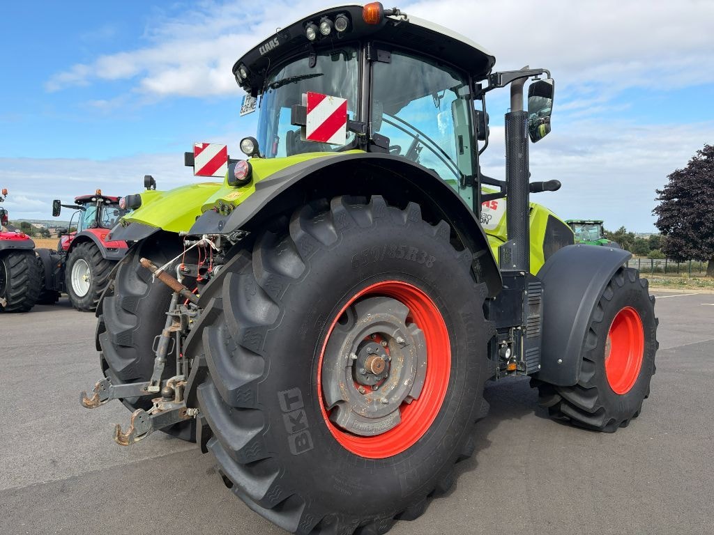 Tracteur CLAAS AXION 830 - photo slide 14