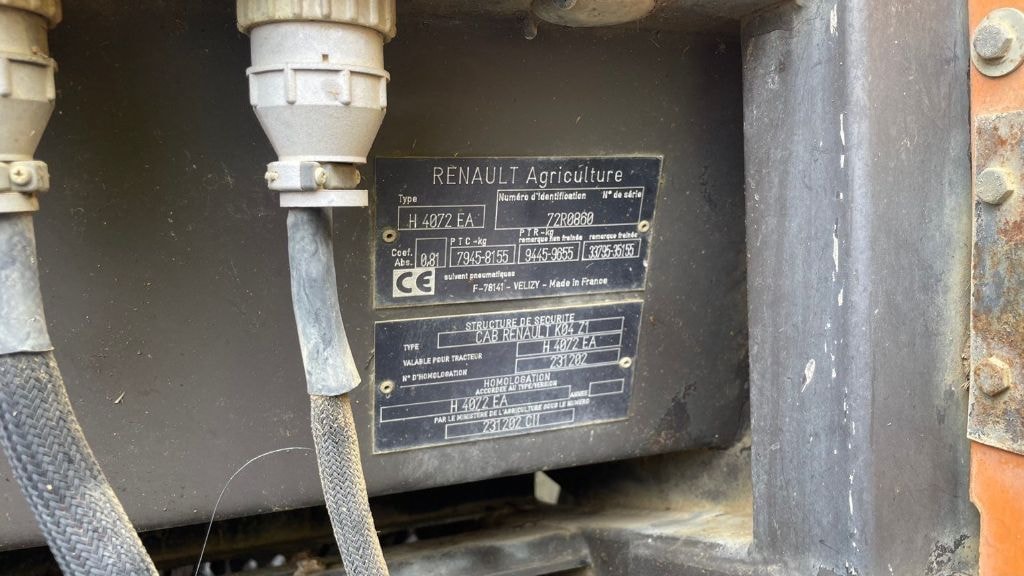 Tracteur RENAULT ARES 620 RZ - photo slide 9