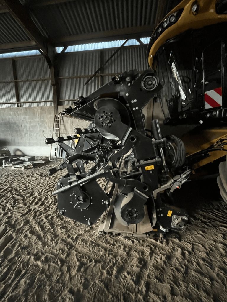 Moissonneuse NEW HOLLAND CX 7.80 - photo slide 8