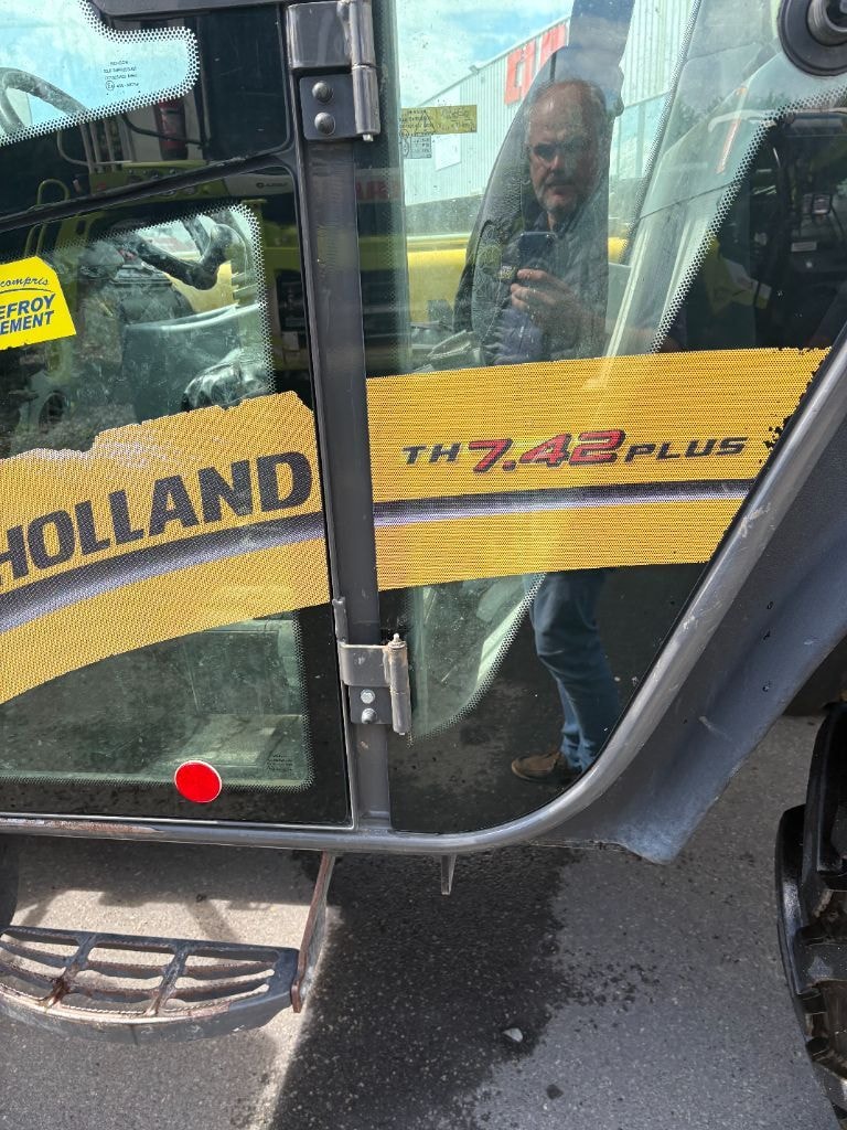 Telescopique NEW HOLLAND TH7.42 plus - photo slide 30