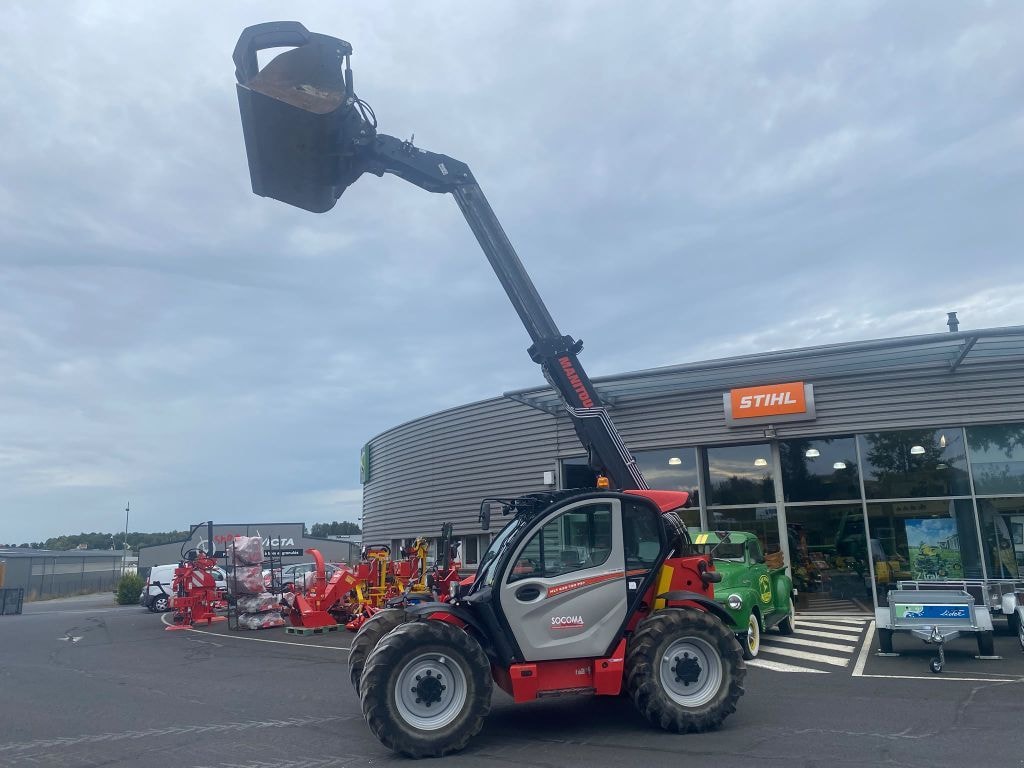 Telescopique MANITOU MLT 635-130 PS+ - photo slide 9