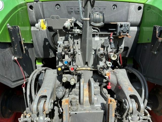 Tracteur FENDT 516 PROFI + - photo slide 6