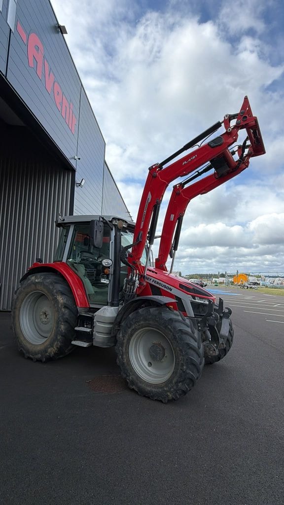 Tracteur MASSEY FERGUSON 5S.145 EFFICIENT - photo slide 4
