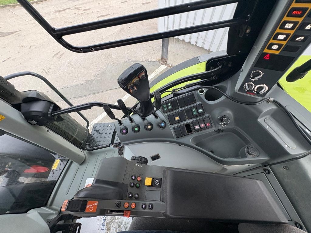 Tracteur CLAAS ARION 610 - photo slide 13