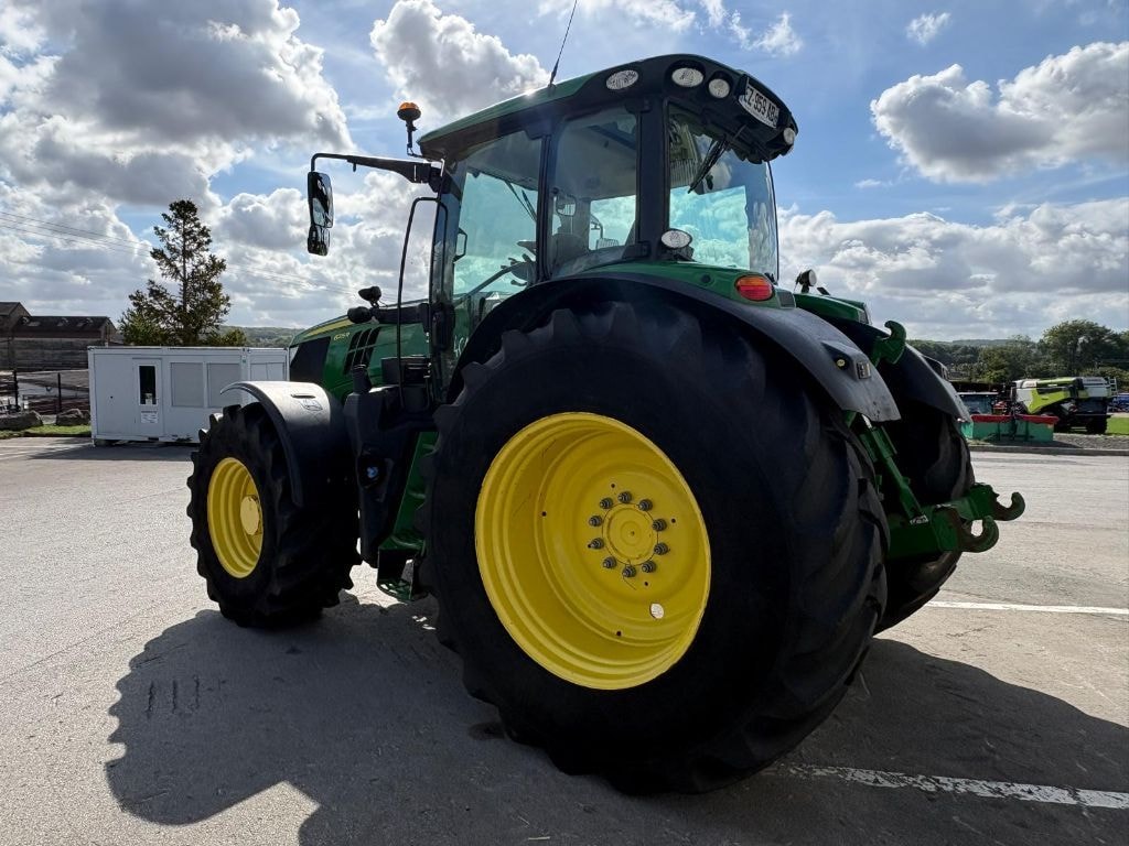 Tracteur JOHN DEERE 6215R - photo slide 5