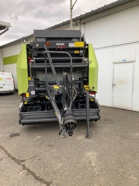 Presse balles rondes CLAAS VARIANT 350 - photo slide 9