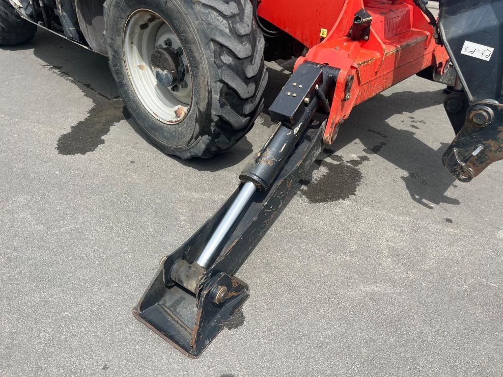 Telescopique MANITOU MT1440 - photo slide 12