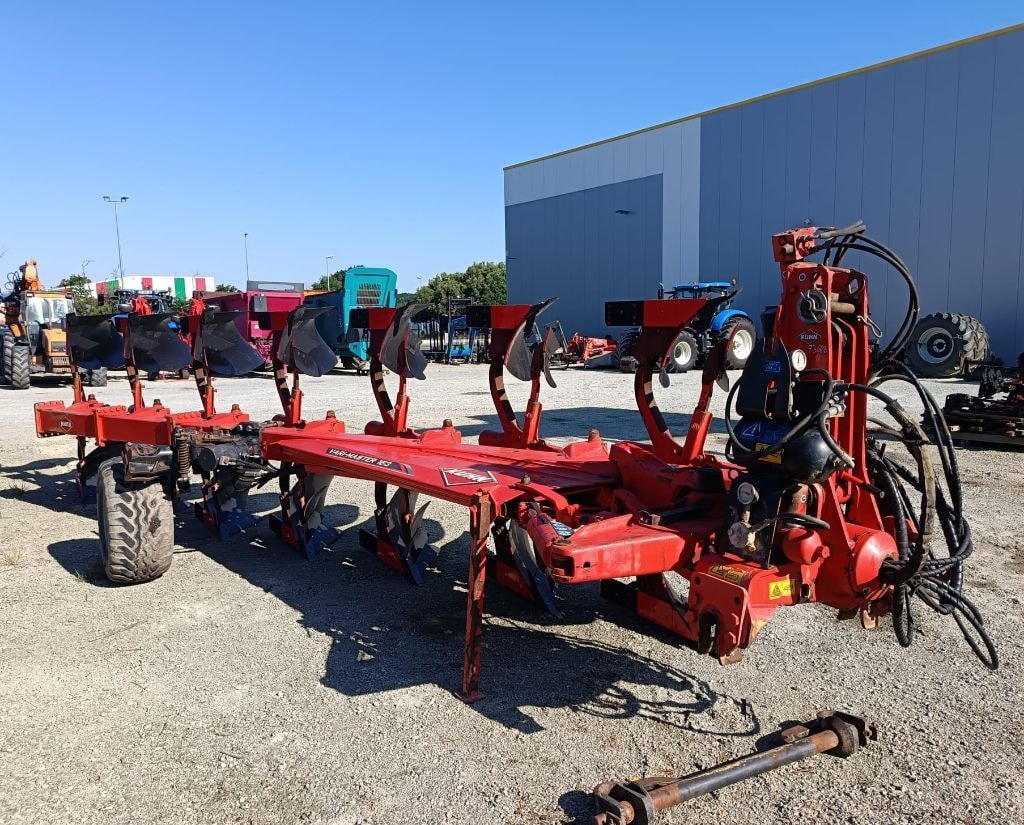 Charrue KUHN VM 183 - photo slide 3