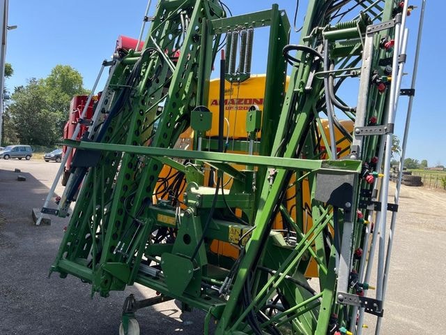Pulverisateur AMAZONE Uf1200 - photo slide 7