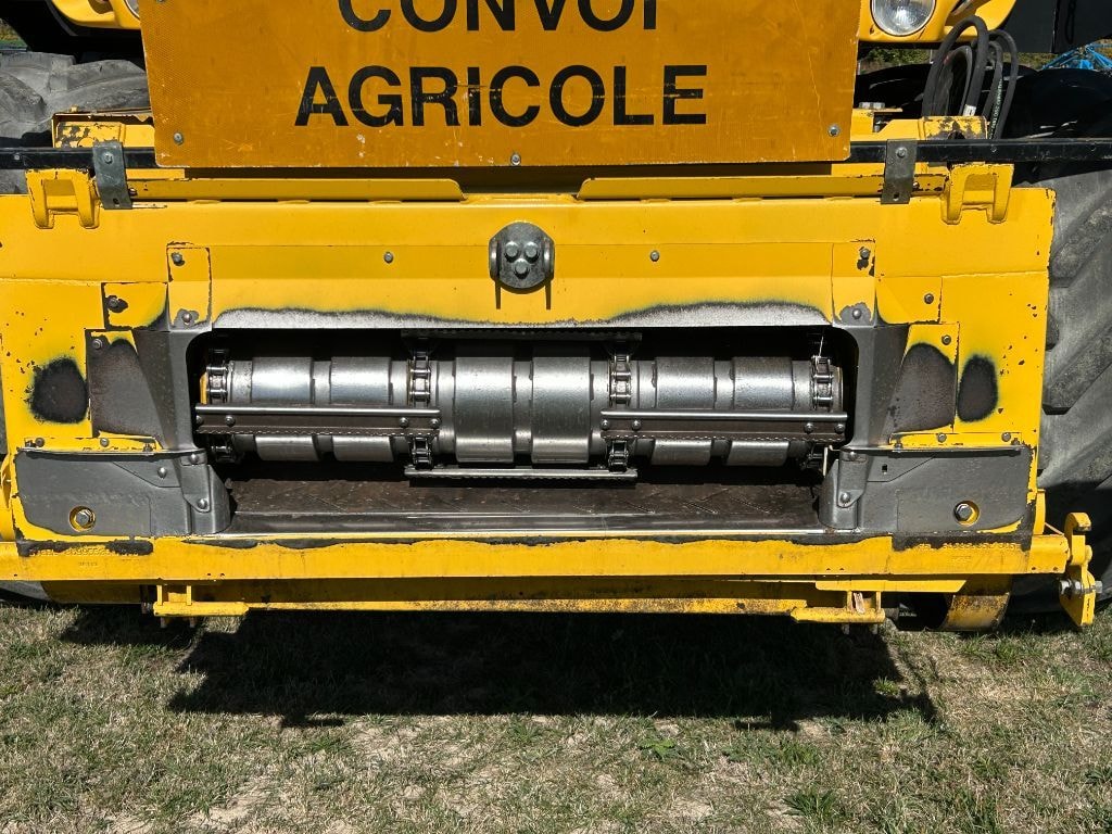 Moissonneuse NEW HOLLAND CR 9070 - photo slide 3