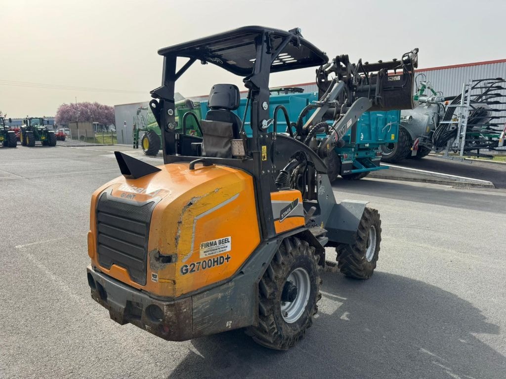 Valet de ferme GIANT G2700HD+ - photo slide 6
