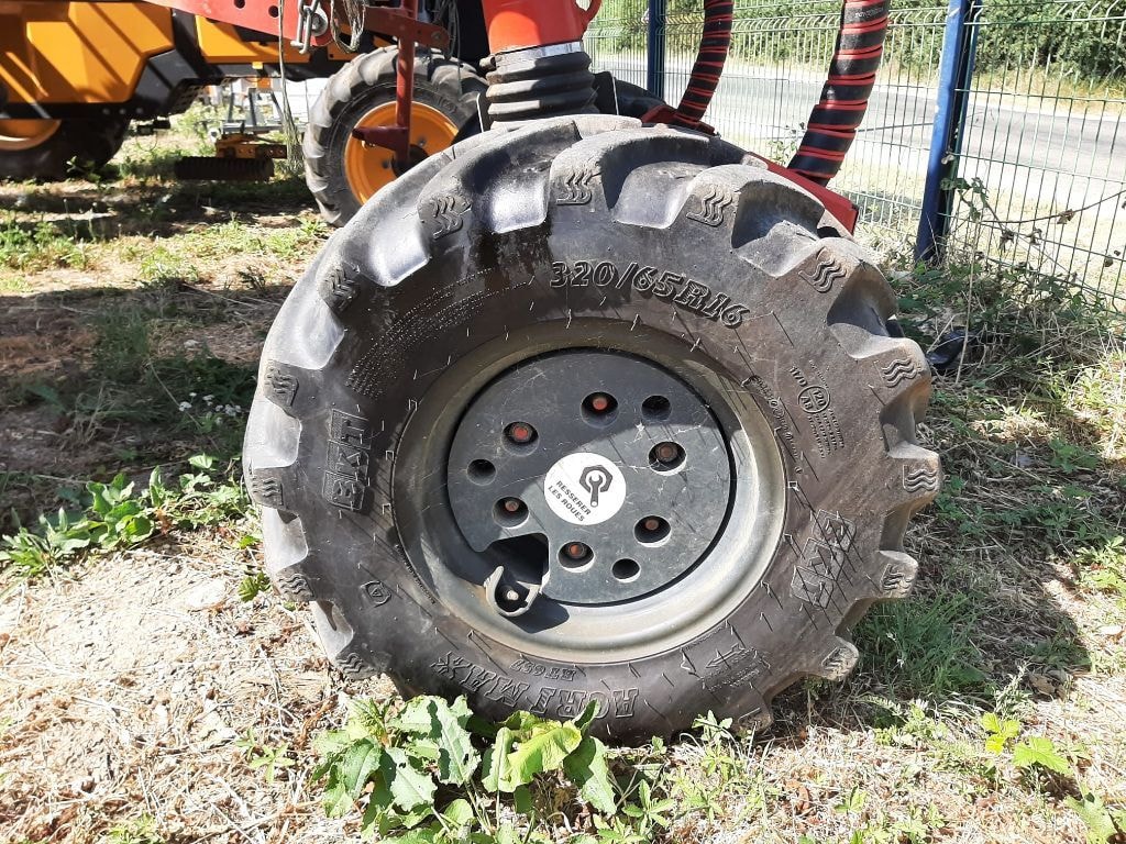 Tracteur enjambeur VERMANDE MR 1135 - photo slide 4