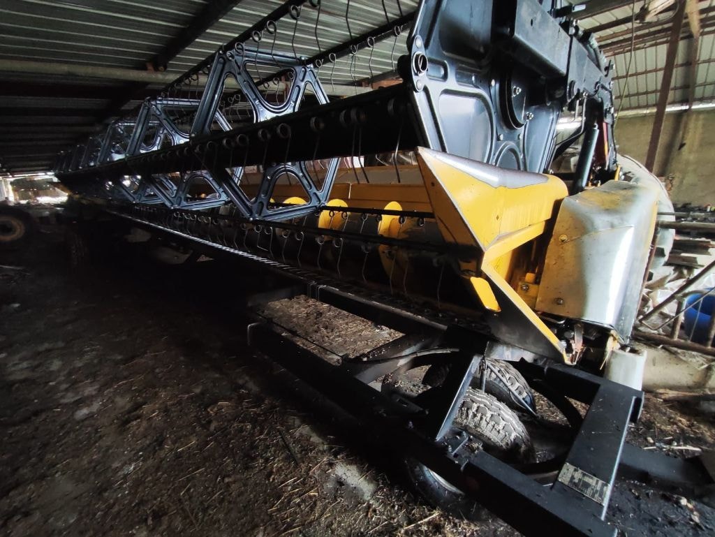 Coupe (MB) NEW HOLLAND Varifeed 8P35VA - photo slide 4
