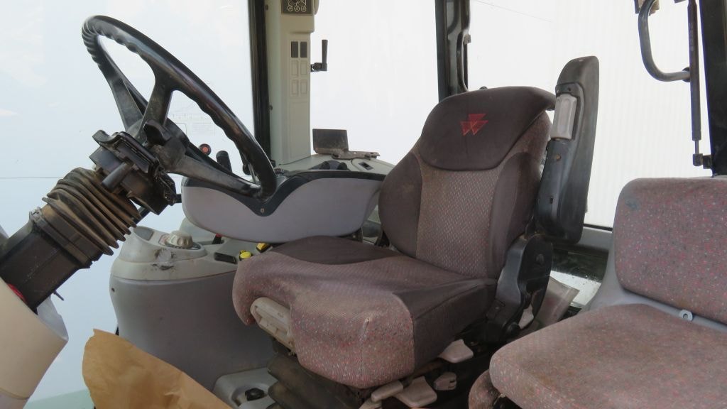 Tracteur MASSEY FERGUSON 6460 DYNA 6 - photo slide 17