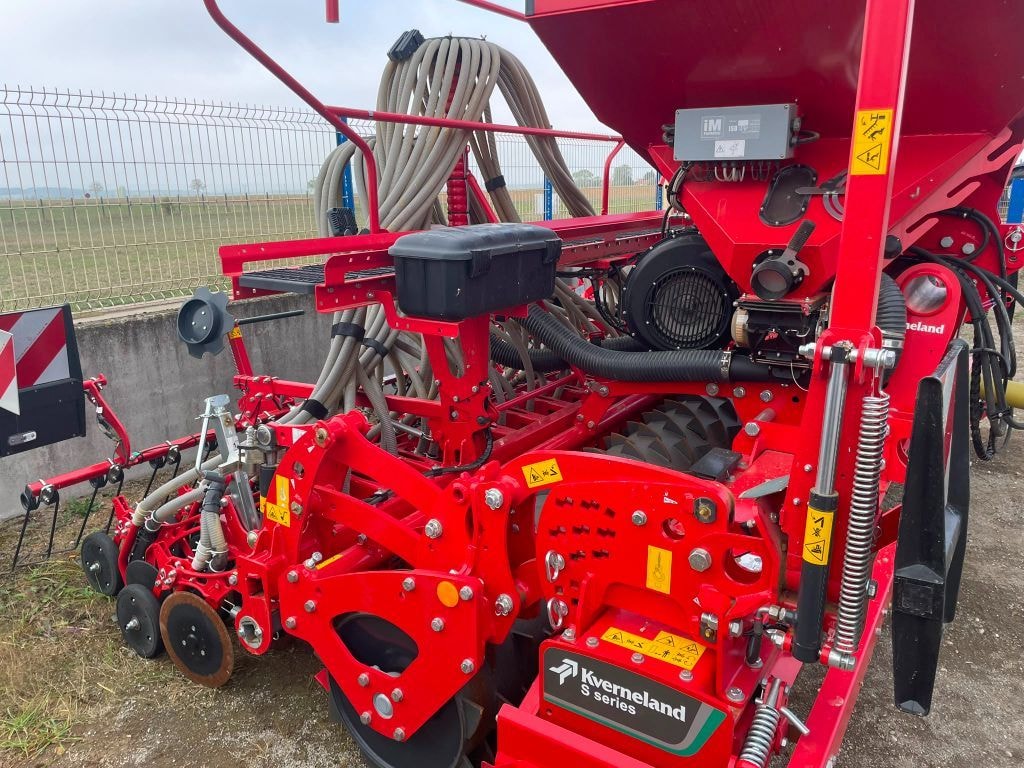 Combine de Semis KVERNELAND E-DRILL MAXI PLUS - photo slide 2