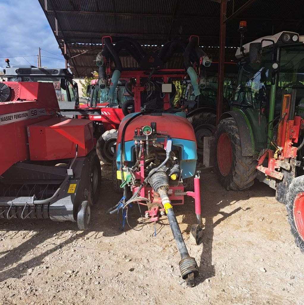 Pulverisateur vigne HERVE & MAURICIO M10 1000L - photo slide 6