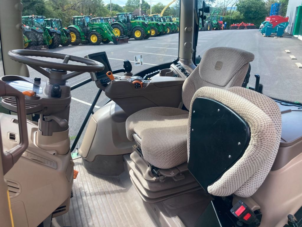 Tracteur chargeur JOHN DEERE 6130R - photo slide 10