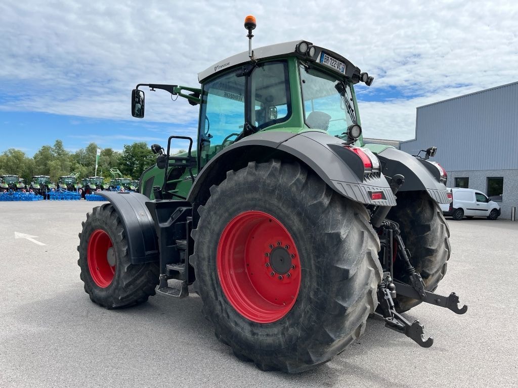 Tracteur FENDT 828 VARIO PROFI - photo slide 9
