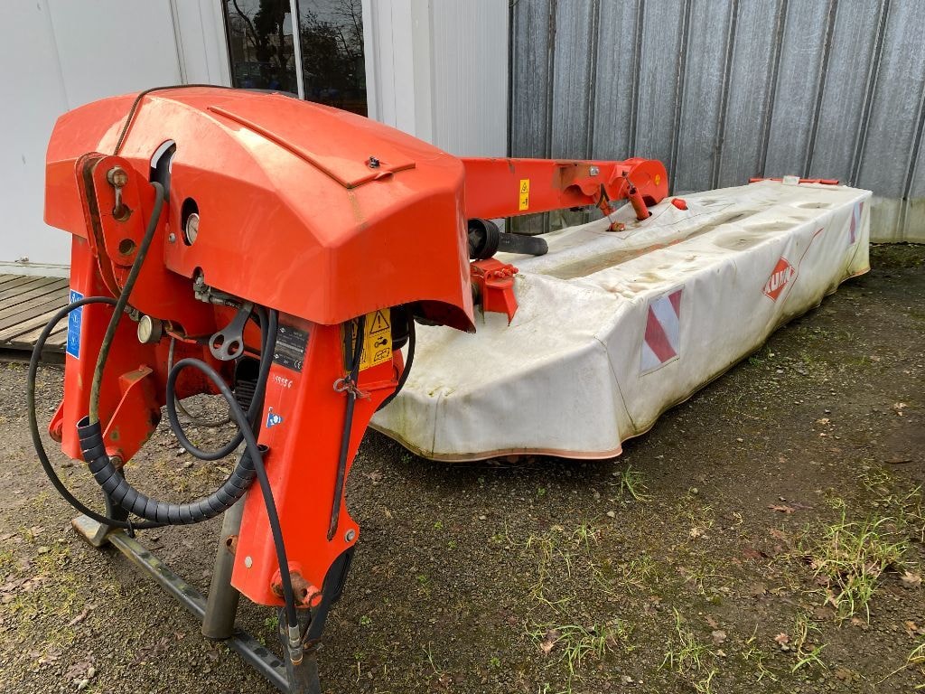 Faucheuse KUHN GMD4011 - photo slide 1