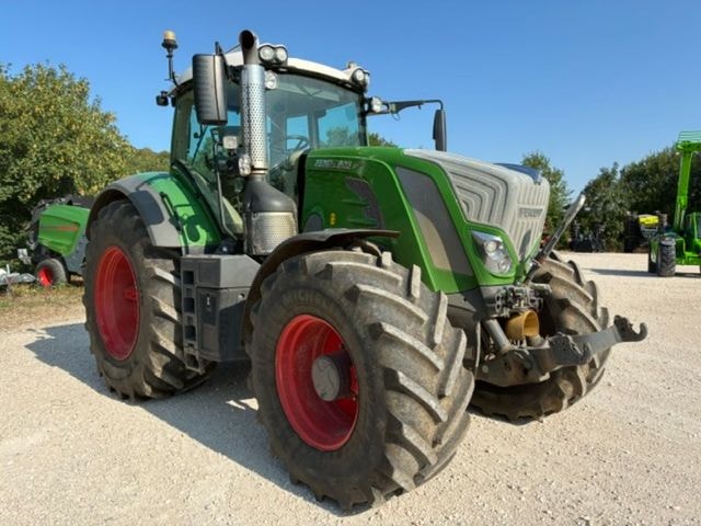 Tracteur FENDT 828 S4 PROFI + - photo slide 2