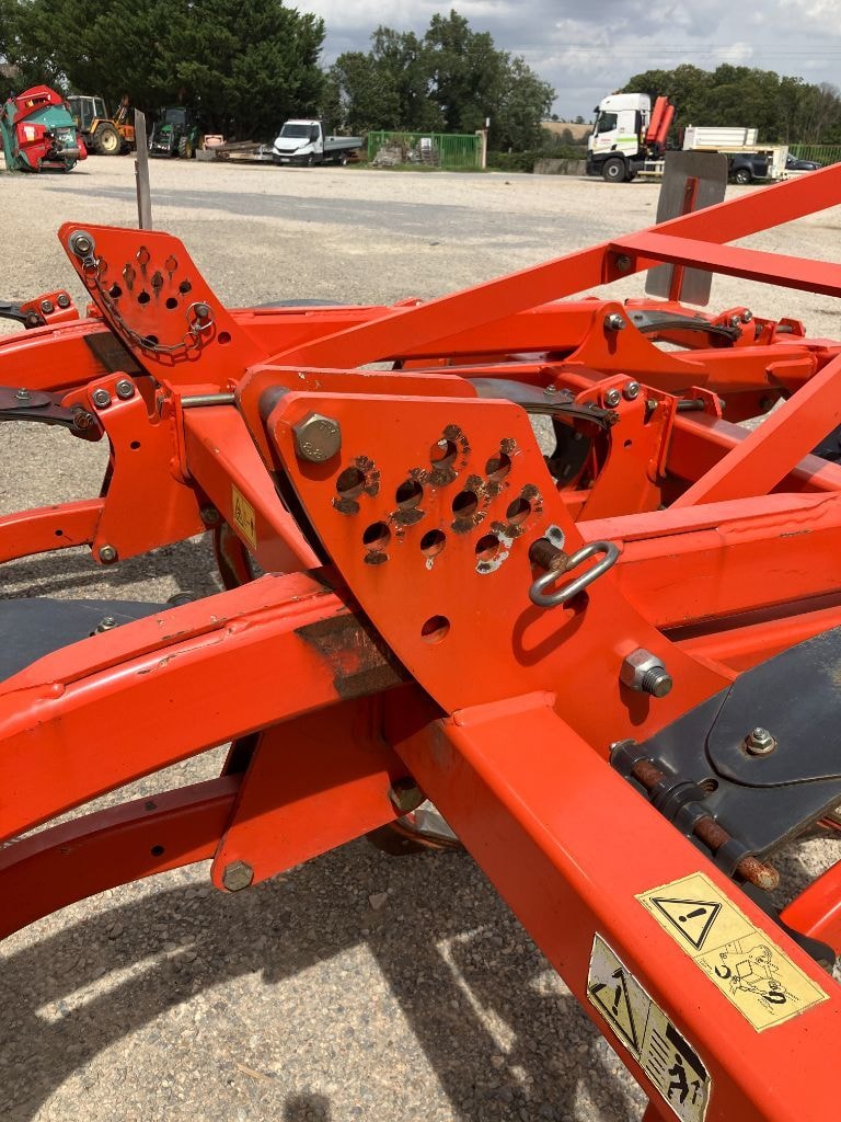 Dechaumeur KUBOTA CU 3300 C - photo slide 15