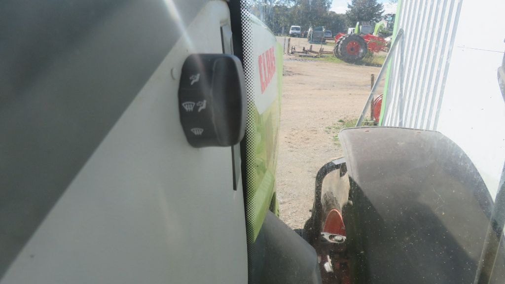 Tracteur CLAAS ARION 610 cis - photo slide 25
