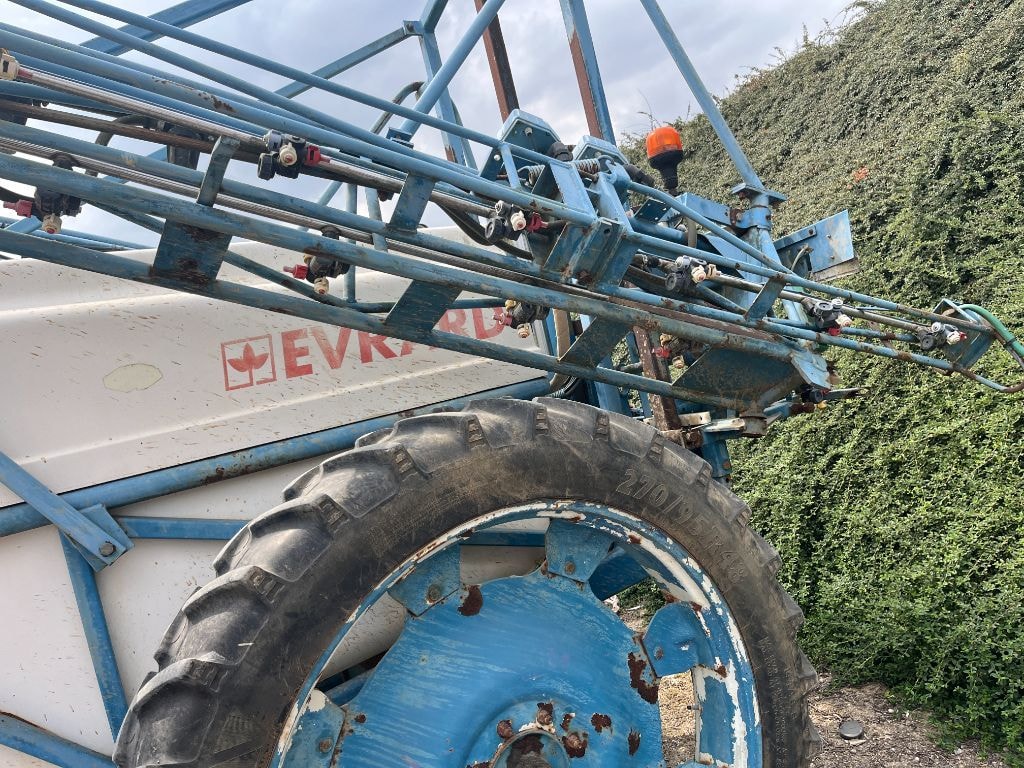 Pulverisateur EVRARD T2500 - photo slide 17