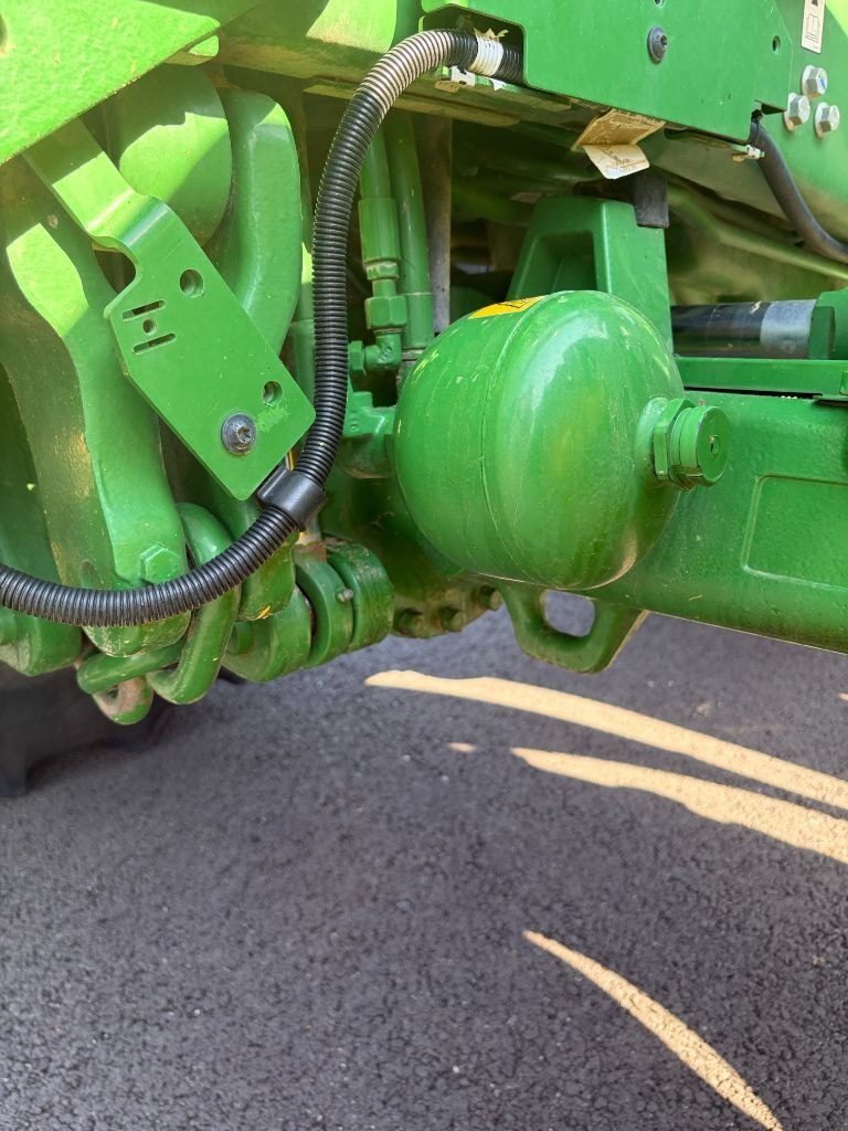 Tracteur chargeur JOHN DEERE 6R150 - photo slide 19