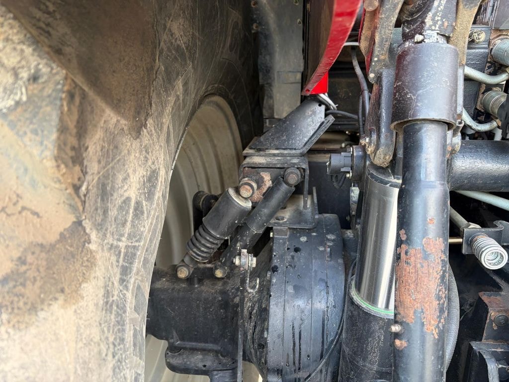 Tracteur CASE IH CVX 170 - photo slide 11