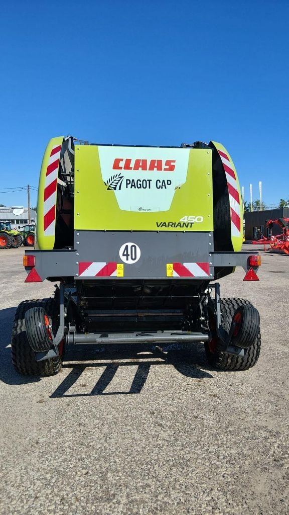 Presse balles rondes CLAAS varaint 450 - photo slide 6