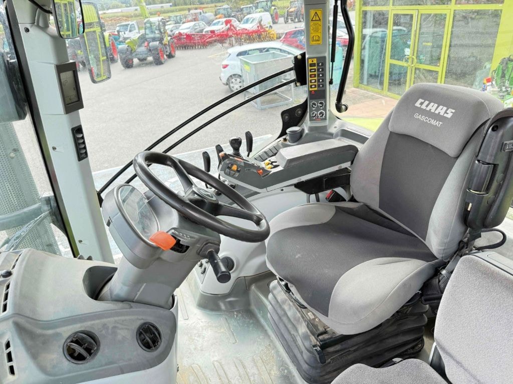 Tracteur CLAAS AXION 810 T4F CIS - photo slide 11