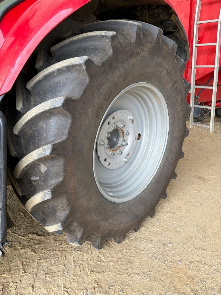 Tracteur MASSEY FERGUSON 7S.155 - photo slide 3
