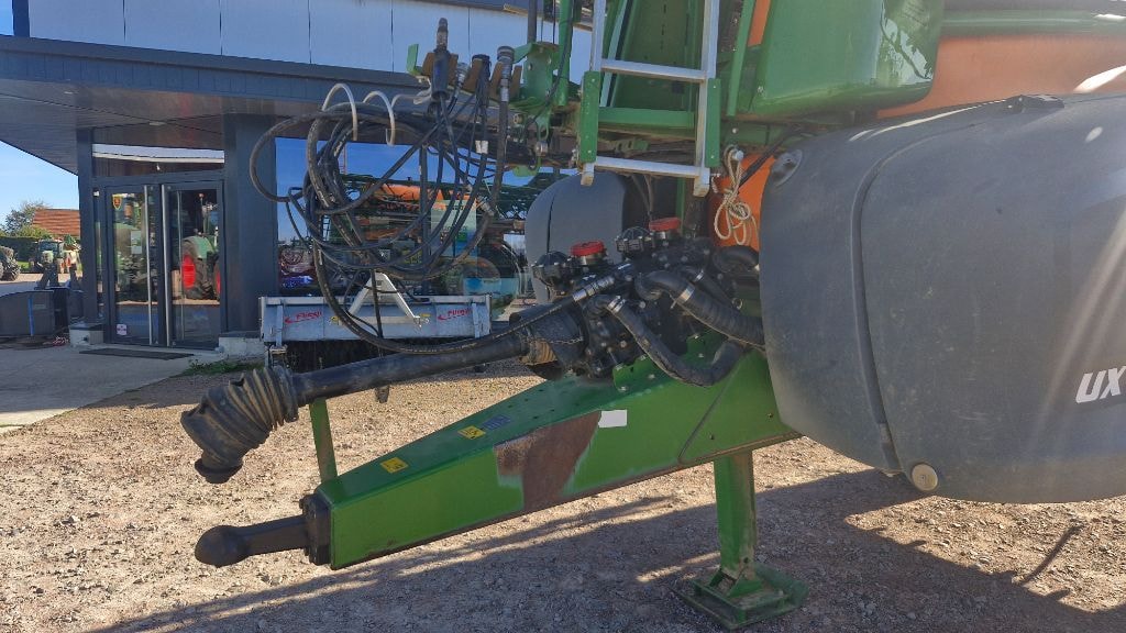Pulverisateur AMAZONE UX 5201 Super - photo slide 2