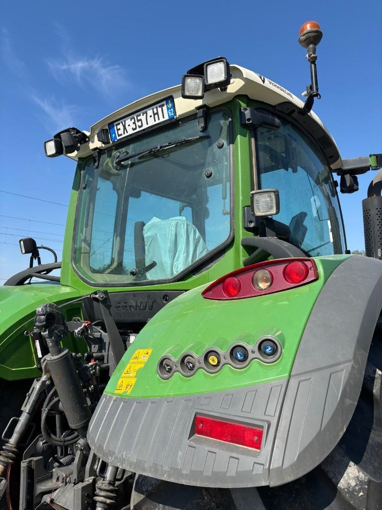 Tracteur FENDT 720 VARIO POWER + - photo slide 9