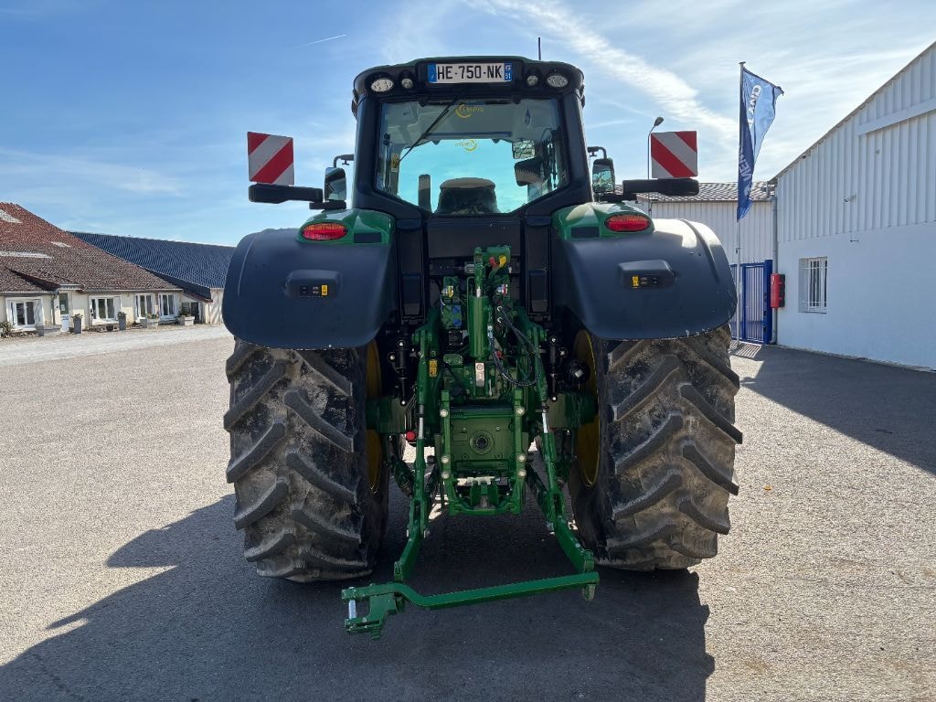 Tracteur JOHN DEERE 6M240 - photo slide 5