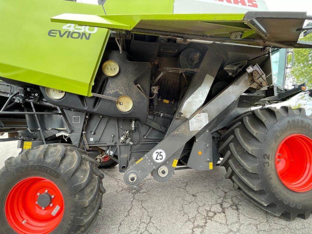 Moissonneuse CLAAS EVION 430  - photo slide 9
