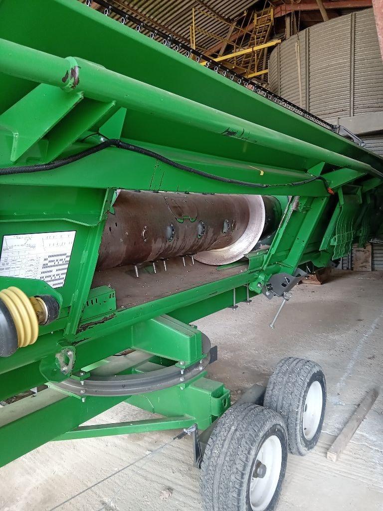 Coupe (MB) JOHN DEERE 635 R - photo slide 24