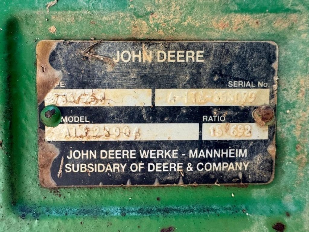 Tracteur JOHN DEERE 6120R - photo slide 13