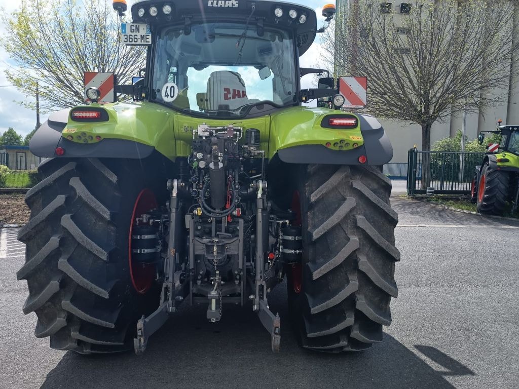 Tracteur CLAAS AXION 830 CMATIC - photo slide 6